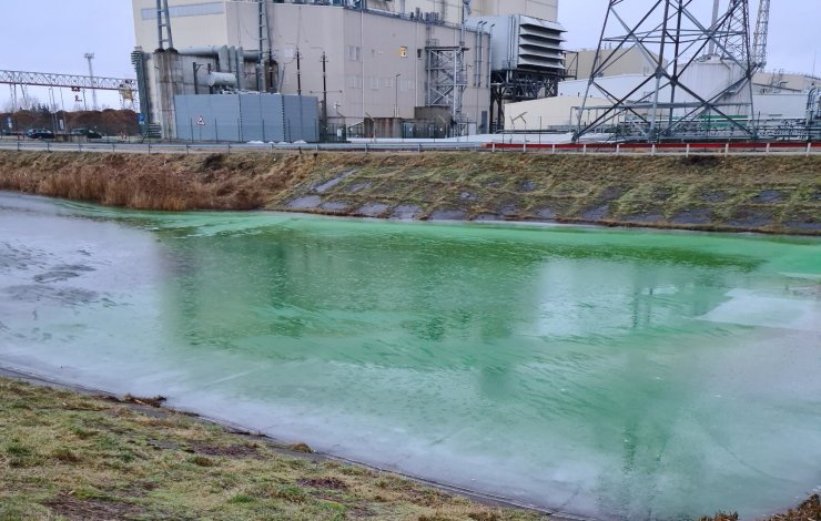 Į Elektrėnų marias pateko aplinkai ir žmogui nekenksmingas, fluoresceinu dažytas vanduo